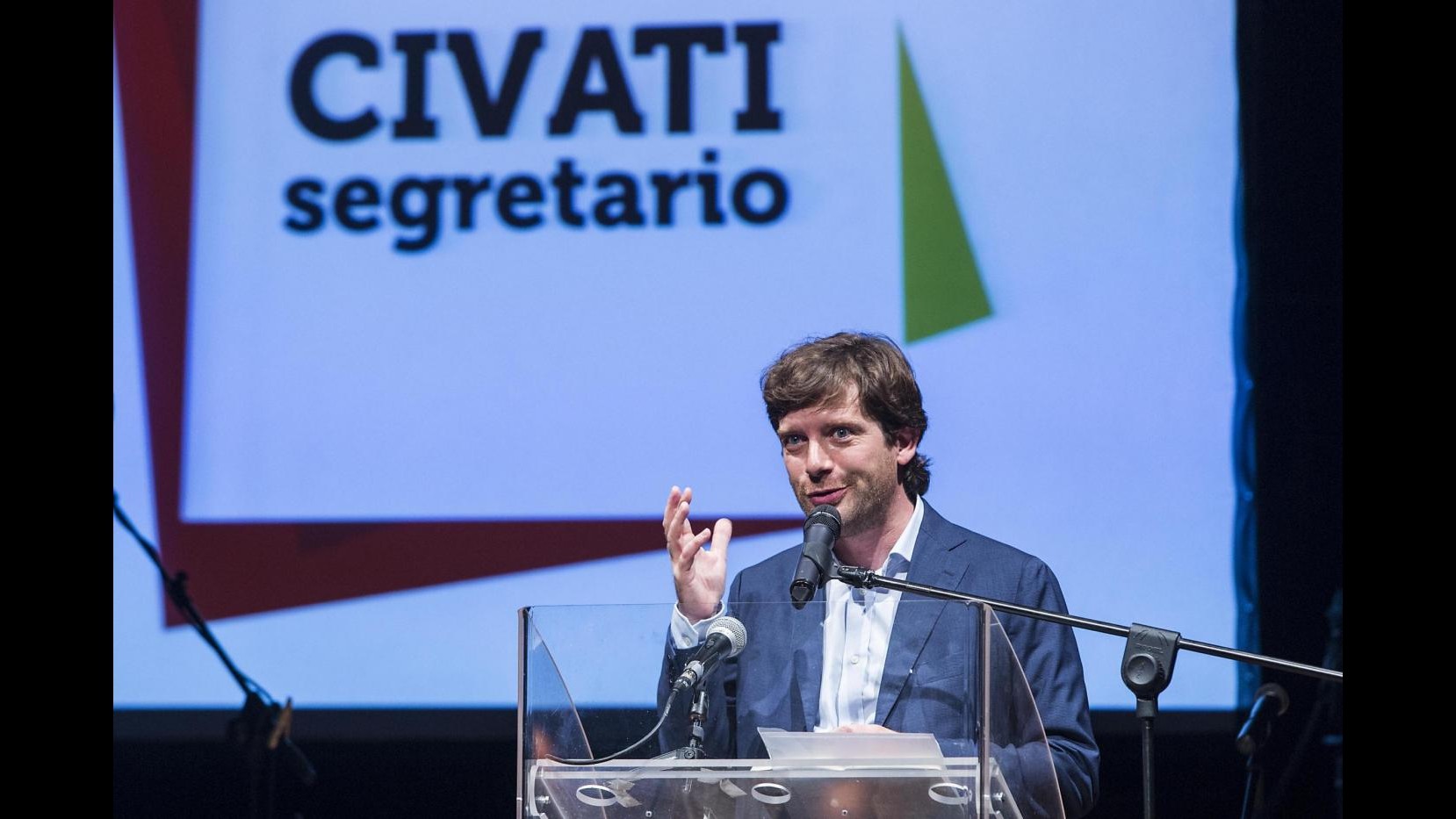 Primarie Pd, Comitato Civati: Cuperlo viola privacy degli elettori
