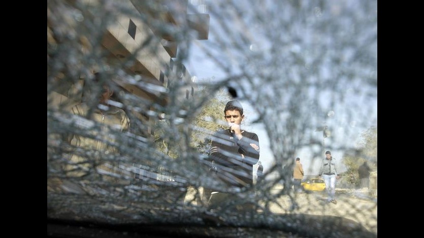 Iraq, giorno di sangue a Baghdad: 17 morti tra sparatorie e bombe
