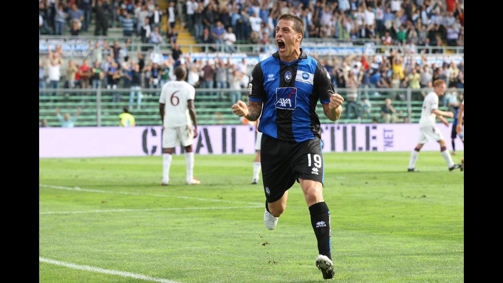 Atalanta, maglia speciale per festeggiare 105esimo compleanno