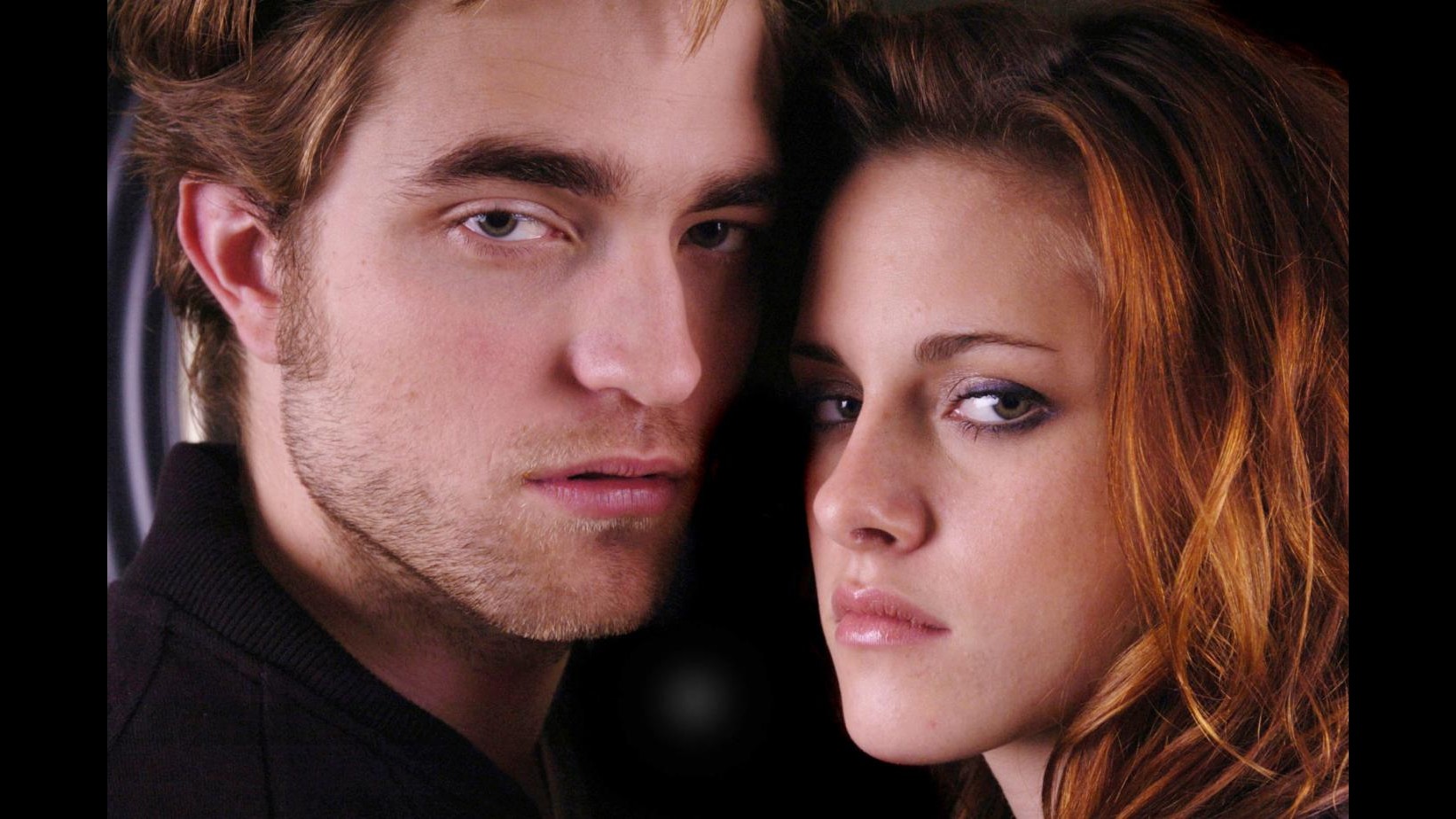 Kristen Stewart e Robert Pattinson, baci e coccole nella villa di lei