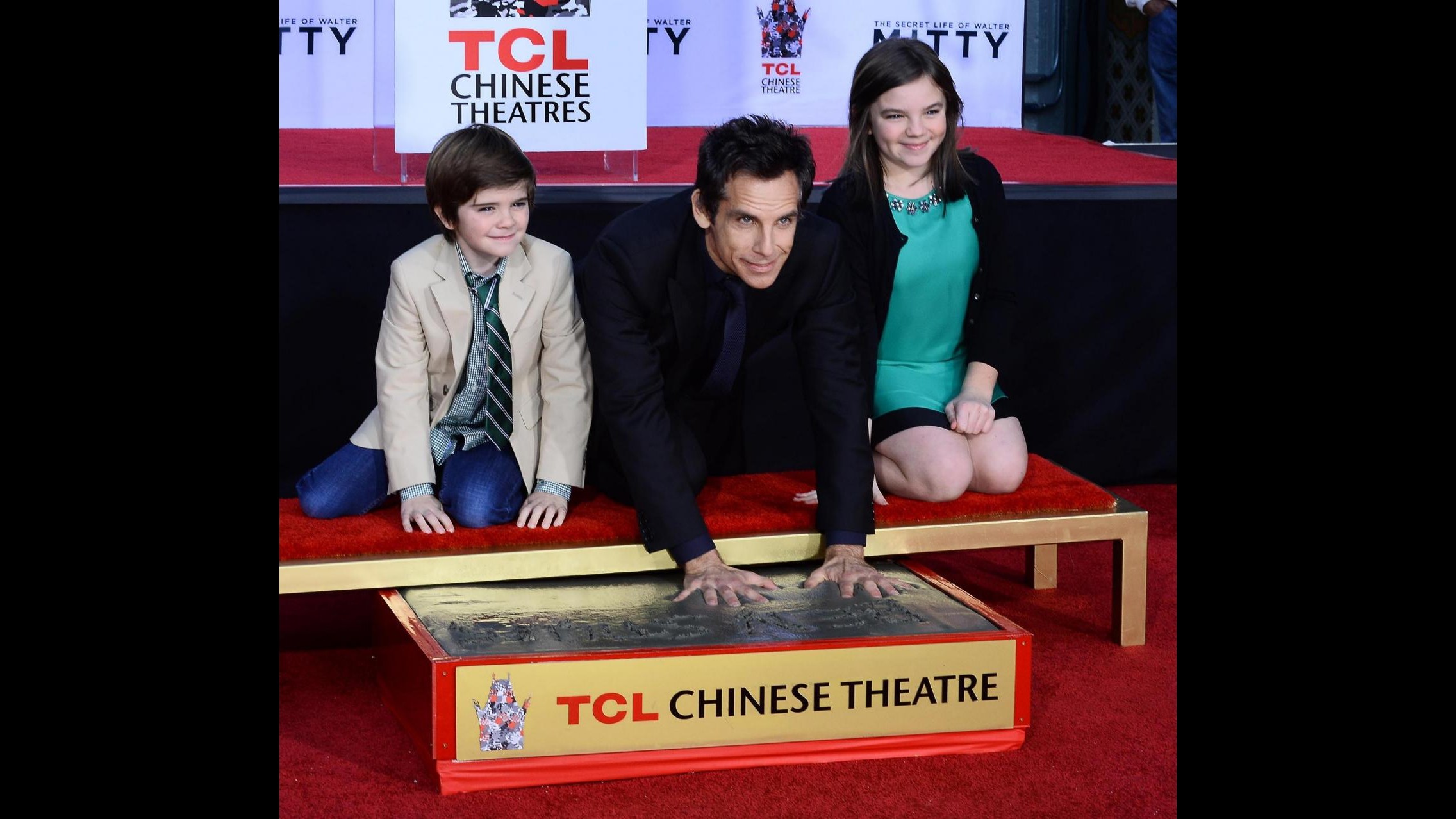 Ben Stiller lascia impronte a Hollywood presentato da Tom Cruise