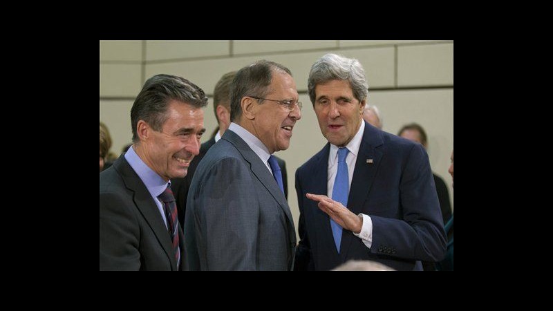 Iran, Lavrov: Accordo rende inutile sistema difesa missili in Europa
