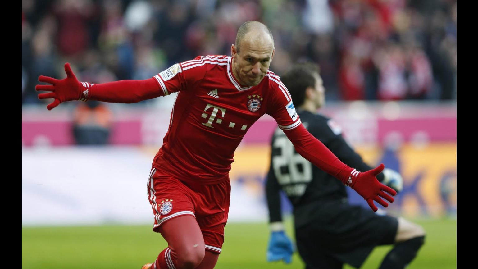 Bundesliga, Robben trascina il Bayern Monaco. Bayer Leverkusen e Borussia Dortmund tengono il passo