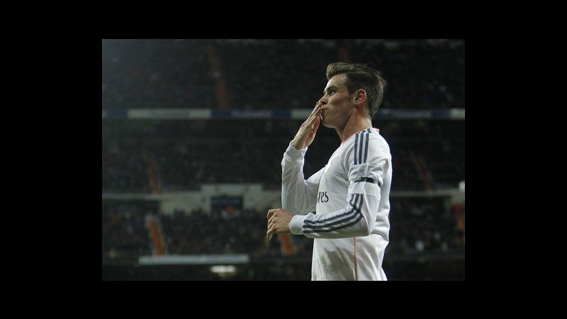 Liga, Real Madrid-Valladolid 4-0 con tripletta di Bale. L’Atletico vince e aggancia il Barça