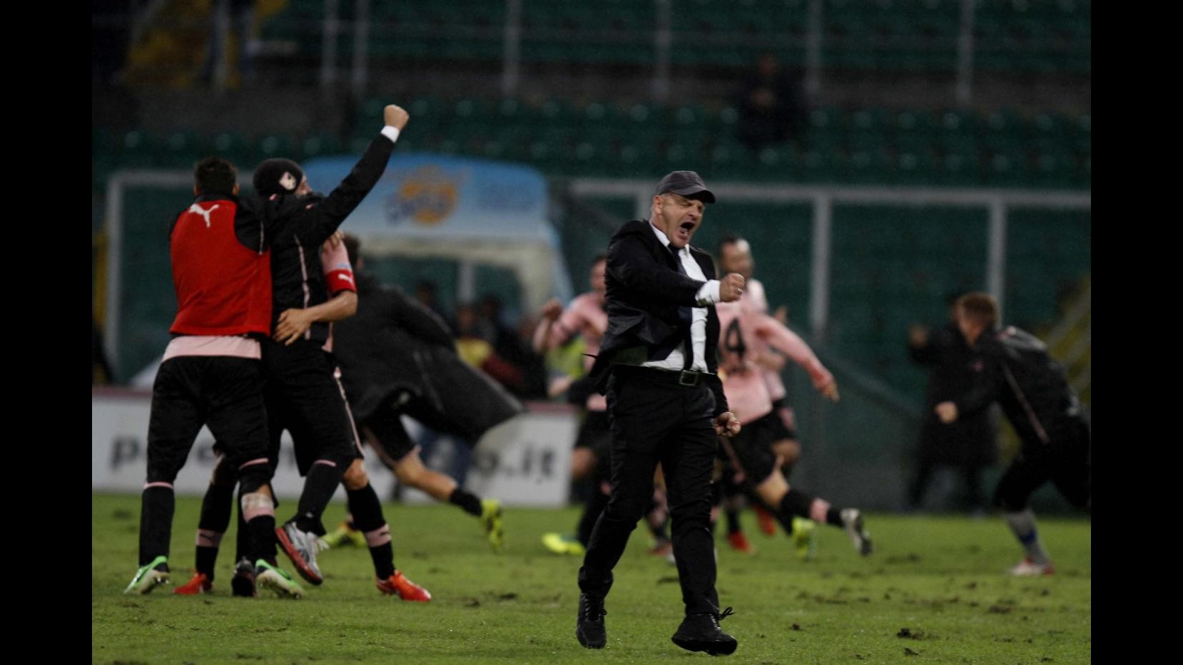 Serie B: Belotti lancia il Palermo al secondo posto, Lanciano ancora ko, pari Avellino con Cesena