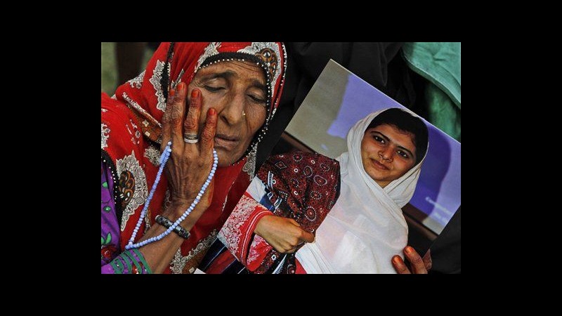 Pakistan, Malala in viaggio verso Regno Unito per cure
