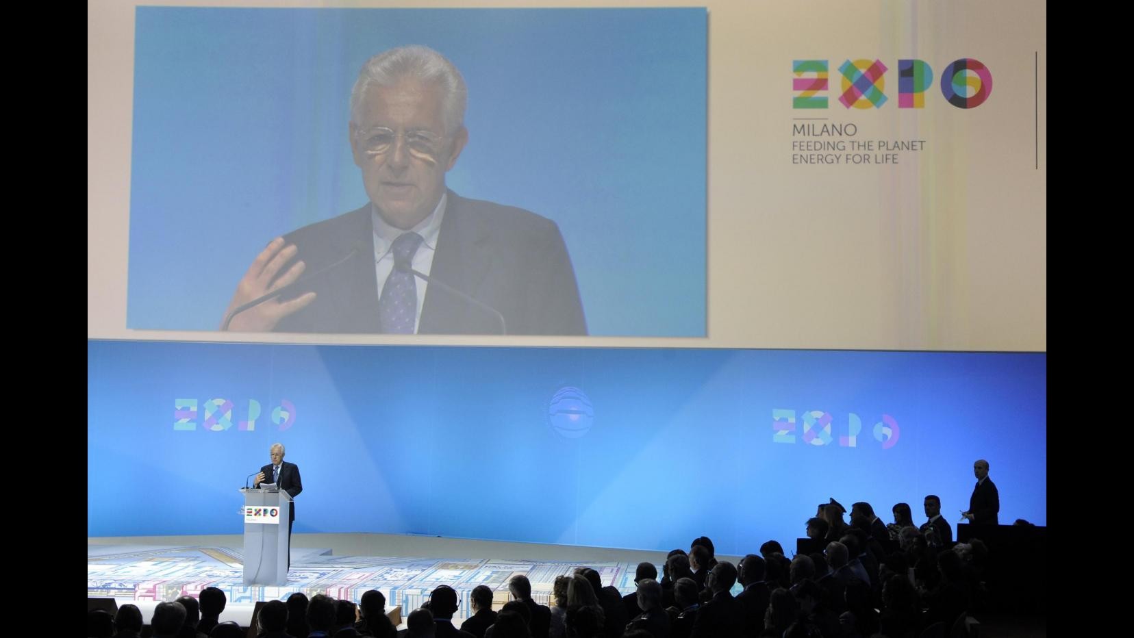 Expo, Monti non si smentisce: sa tutto anche di lasagne e condimenti