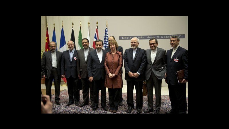 Iran, festa a Teheran per delegazione su nucleare, scetticismo in Usa