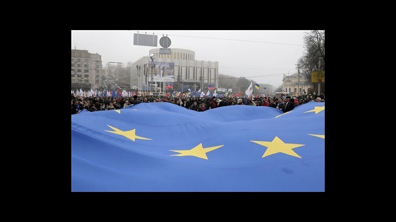 Ucraina, 50mila al corteo pro Ue a Kiev, c’era anche figlia Tymoshenko