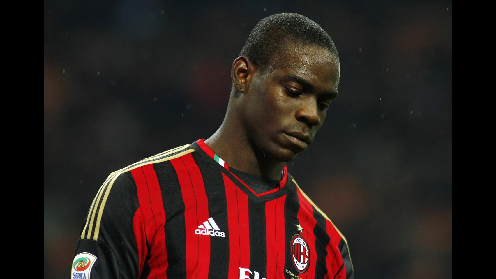 Il Milan non esce dalla crisi: 1-1 con Genoa a San Siro. Squadra contestata, Kaka parla con ultras