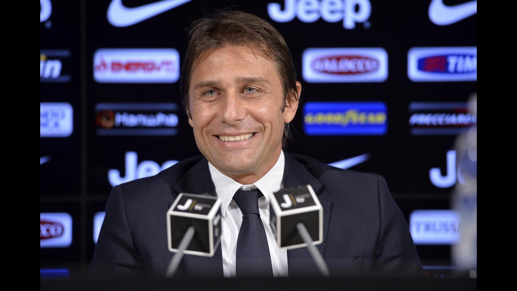 Conte: Juve in emergenza, ma a Livorno per vincere. Pirlo? Un campione, spero continui così