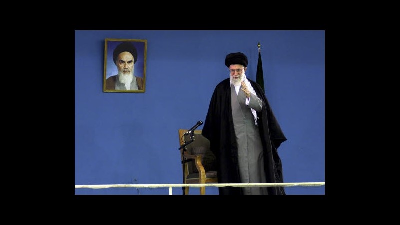 Iran, Khamenei: Paesi Ue stupidi a sostenere sanzioni imposte da Usa