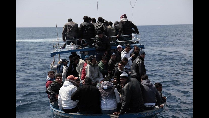 Sbarchi, 233 migranti soccorsi a sud di Lampedusa