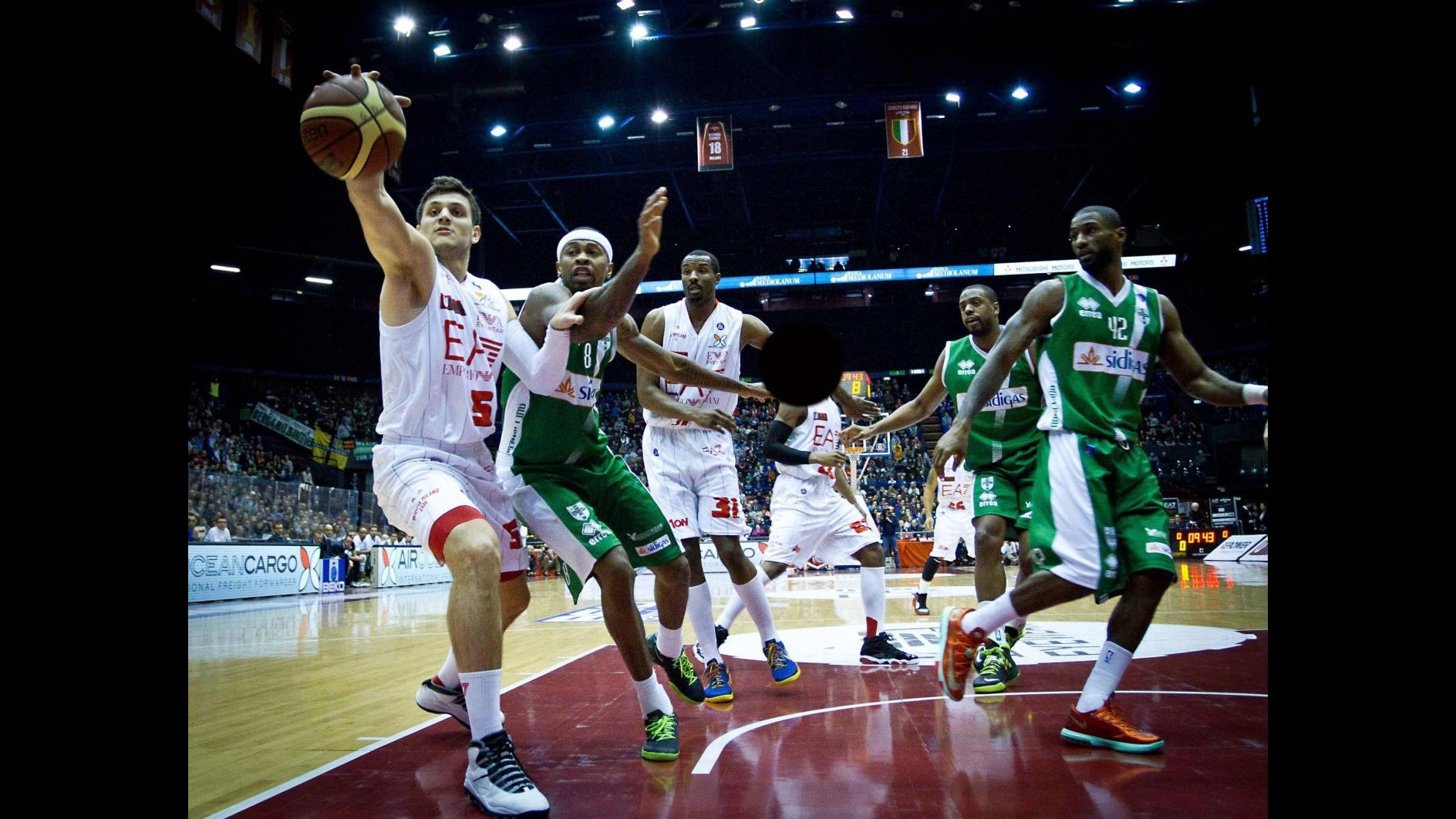 Basket, Serie A: Siena ko a Brindisi, vincono Roma, Sassari, Milano e Cantù