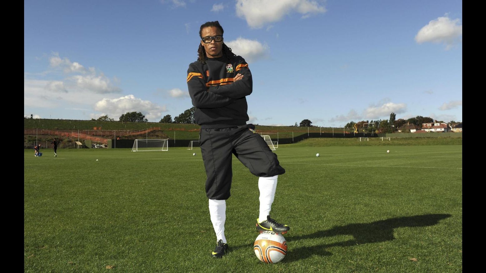 Lo sfogo di Davids: Arbitri ce l’hanno con me, mi ritiro dal calcio giocato