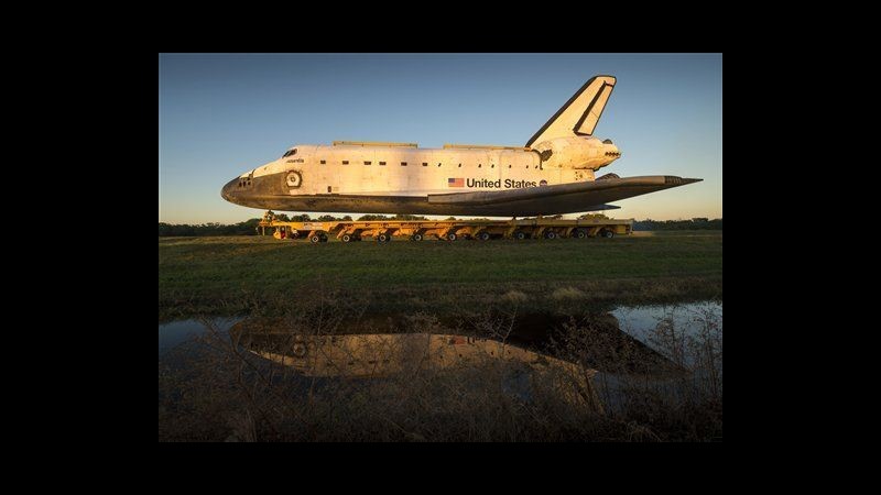 Usa, ultimo viaggio per shuttle Atlantis: verso centro esposizioni Nasa