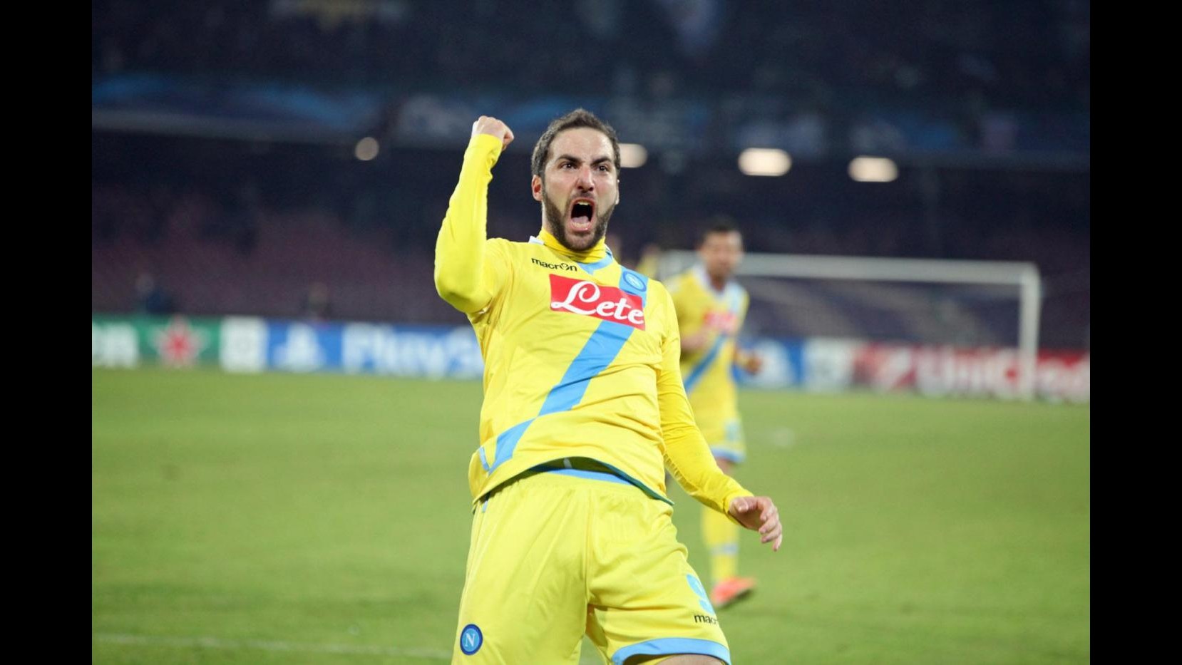 Dall’Inghilterra: Chelsea rilancia per Higuain, al Napoli 60 mln più David Luiz