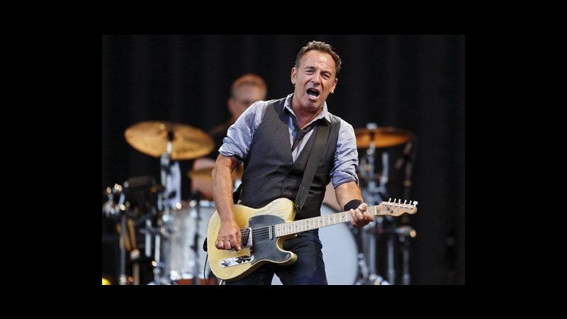 Bruce Springsteen in concerto in Pennsylvania ricorda vittime di Sandy