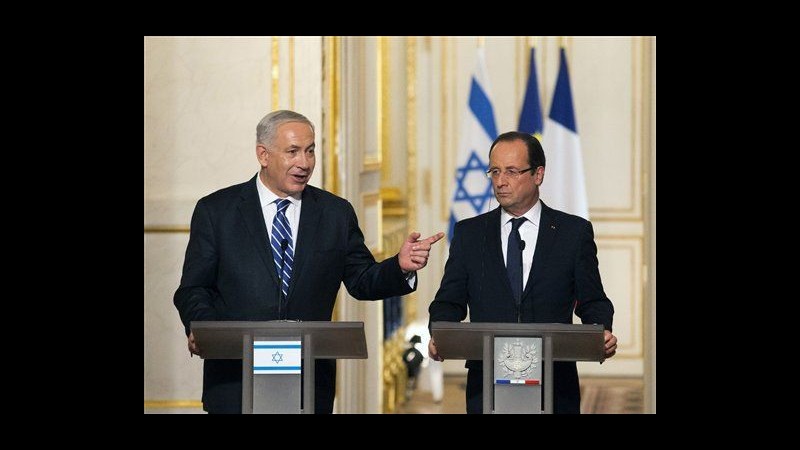 Netanyahu e Hollande in scuola massacro Tolosa: Lotta ad antisemitismo