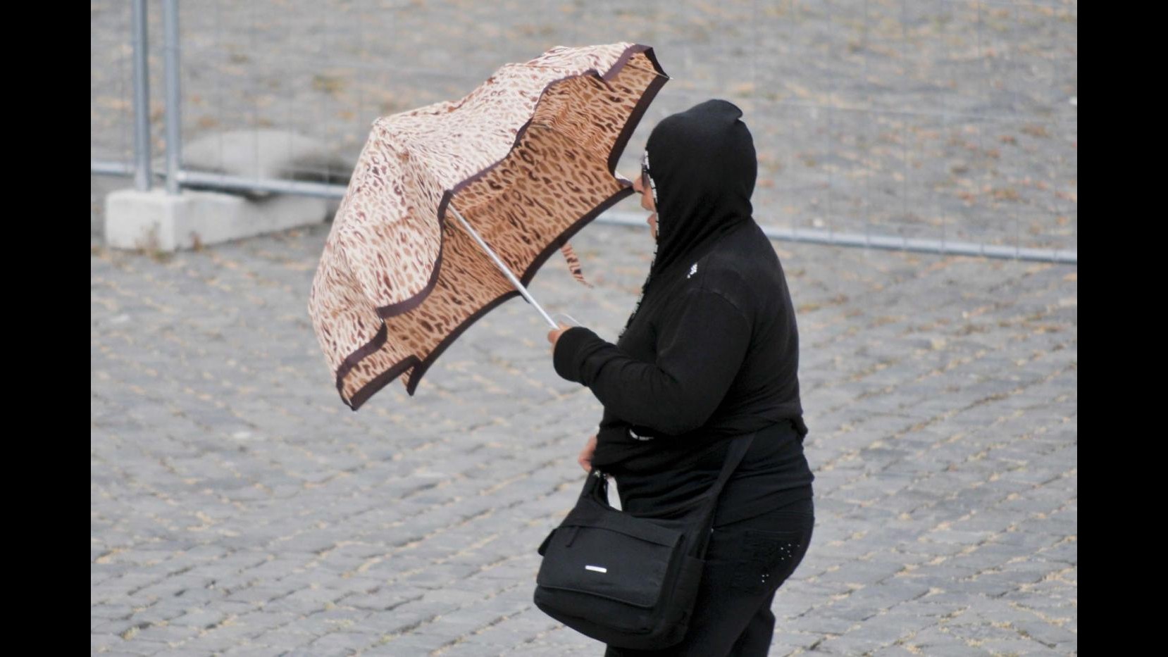 Maltempo, ancora forti piogge a Nord e lungo il Tirreno, neve su Alpi