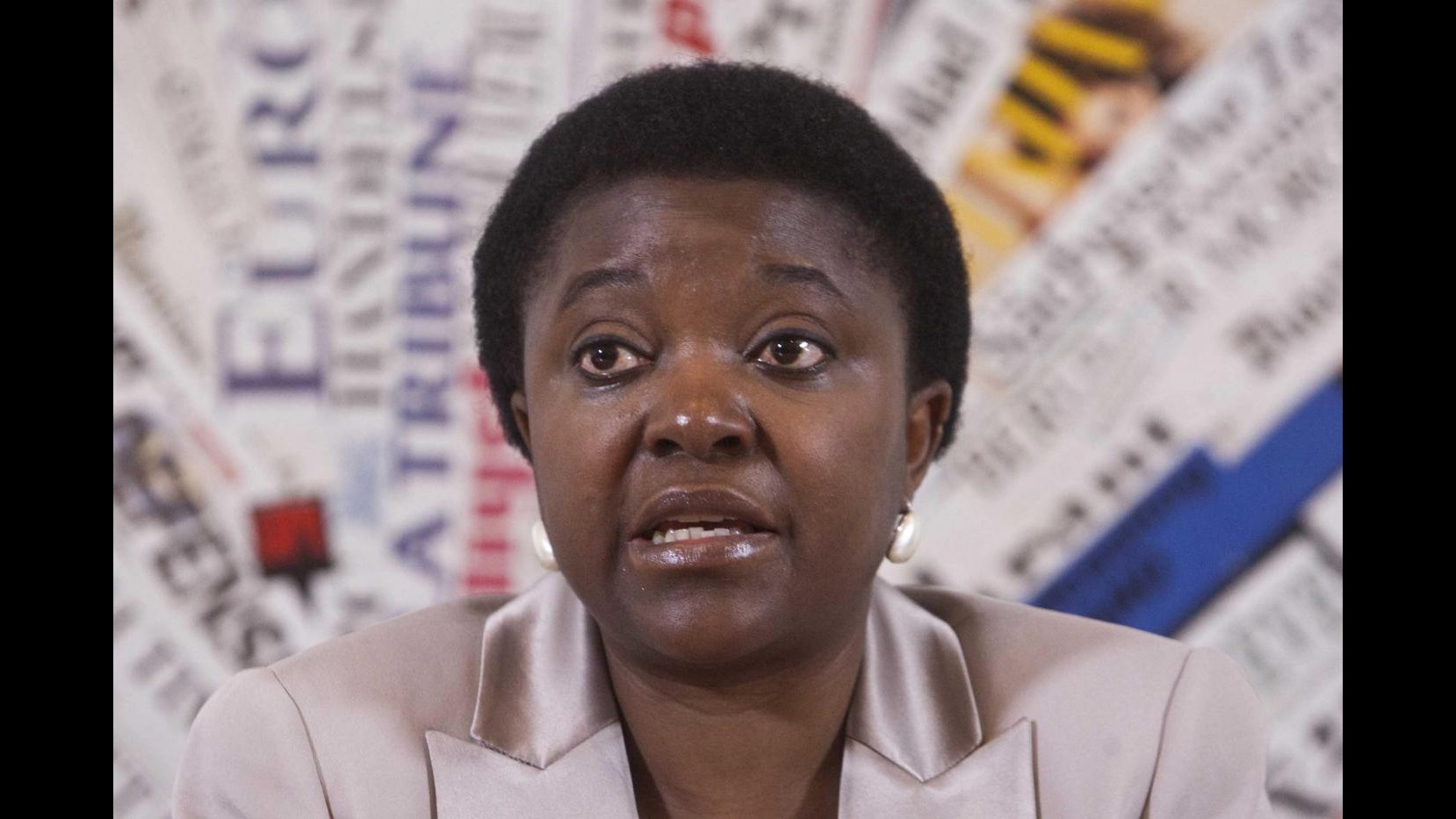 Immigrati, Kyenge: Soddisfazione per trasferimento da Lampedusa