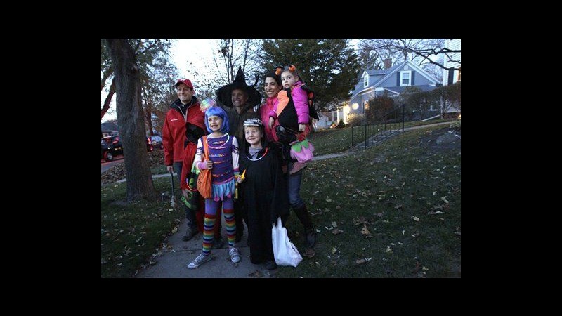 Usa 2012, per Ryan Halloween in famiglia, figlia vestita da Katy Perry