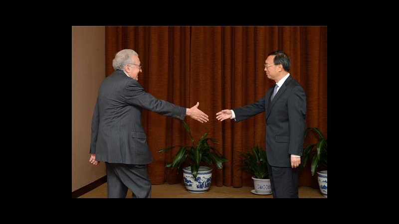 Siria,ministro Esteri Cina presenta a Brahimi piano soluzione politica