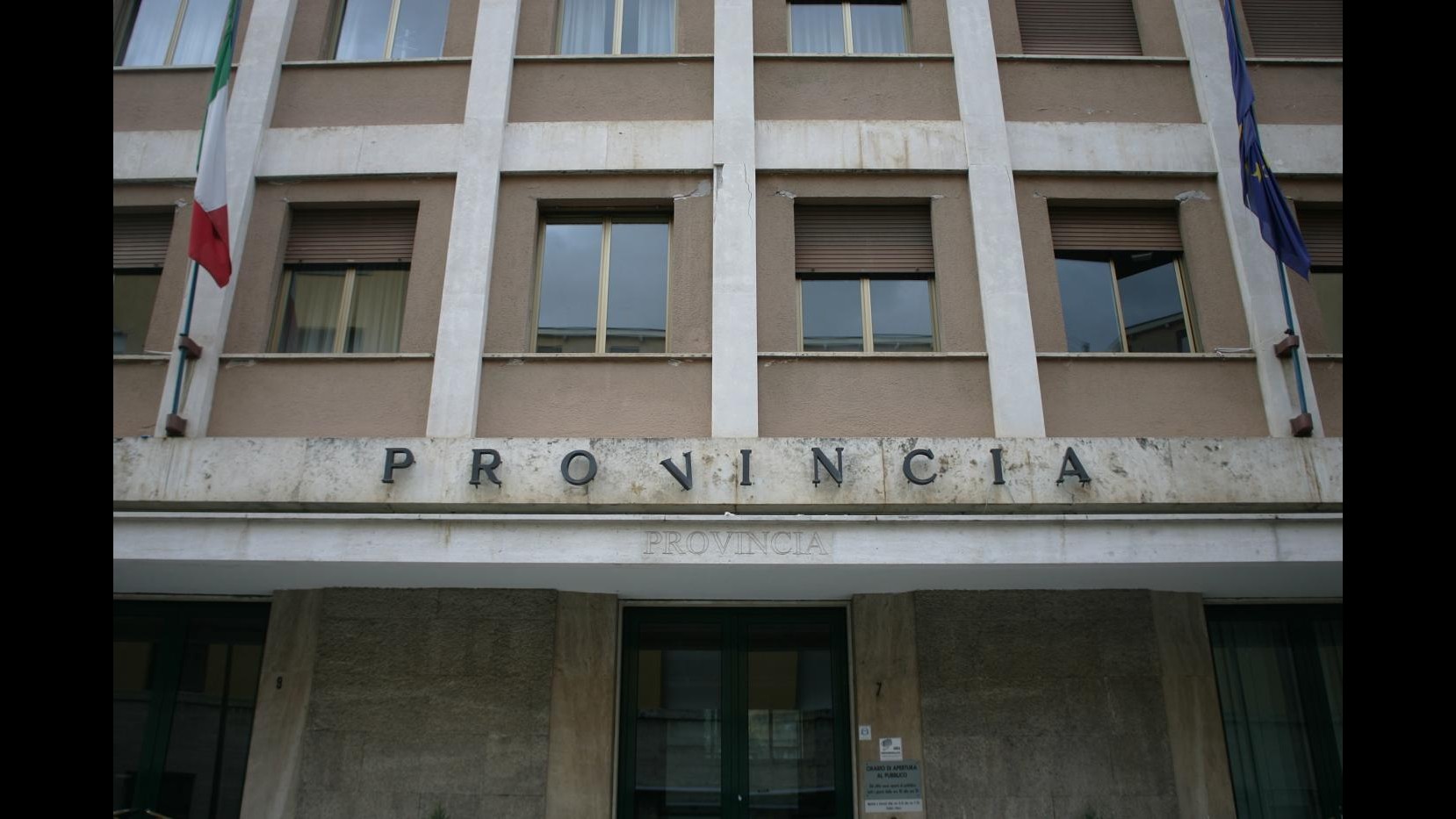 Province: la Toscana ne perde 6, Lombardia da 12 a 7, Campania solo -1