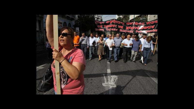 Grecia, giornalisti in sciopero per 24 ore contro misure di austerità