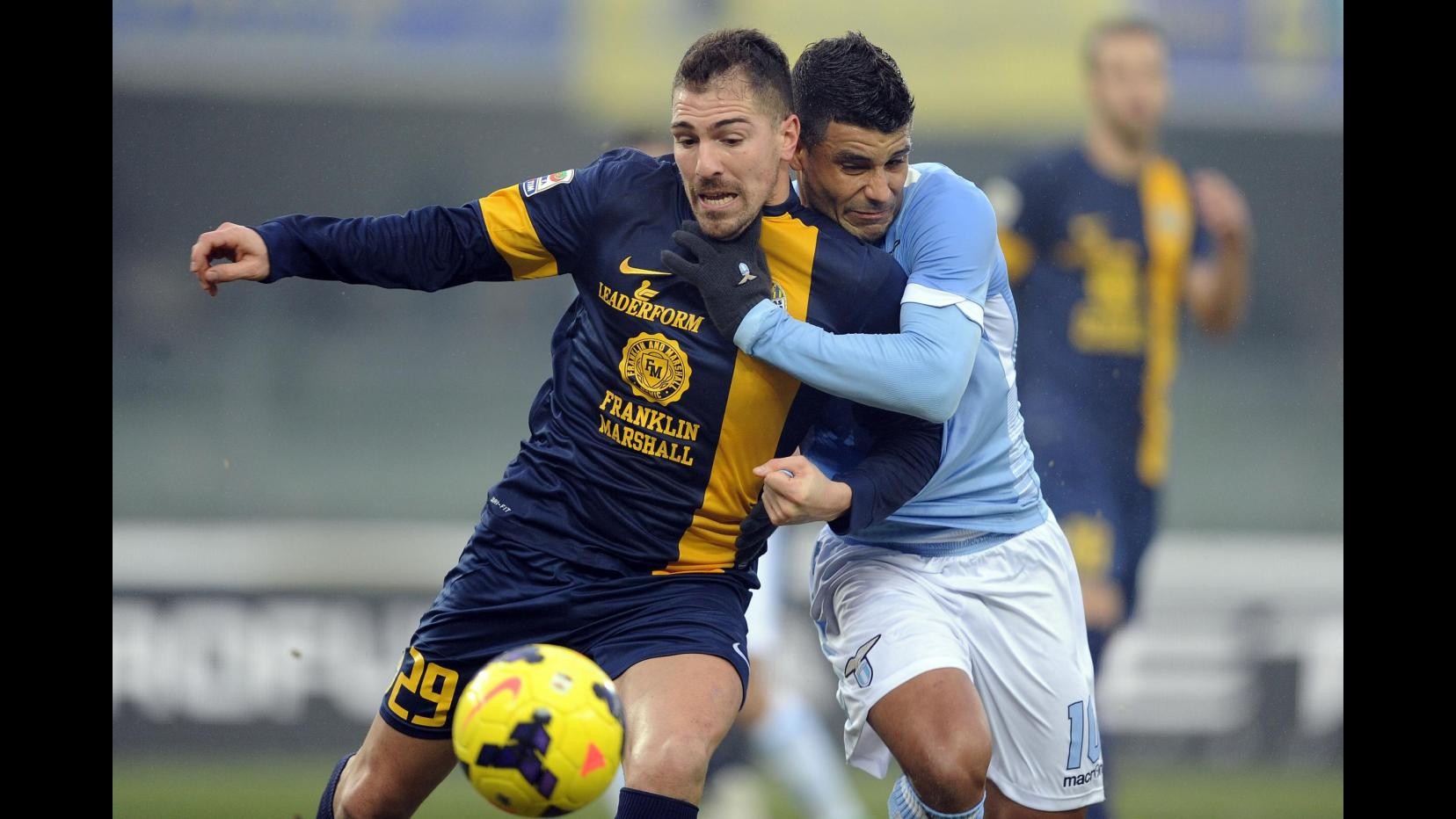 Serie A, super Toni trascina Verona: 4-1 alla Lazio, biancocelesti sempre più giù