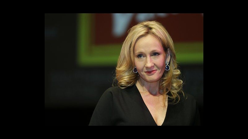 Harry Potter sbarca a teatro: autrice J.K. Rowling produce spettacolo