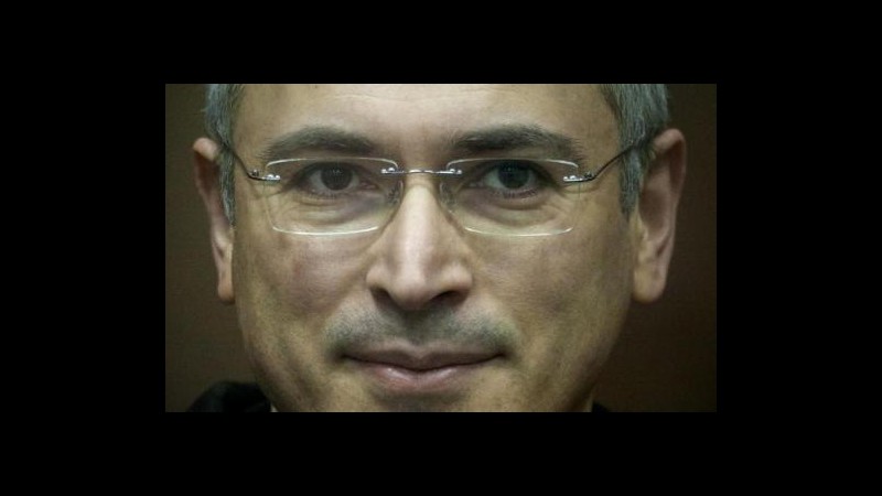 Russia, Khodorkovsky scarcerato dopo grazia di Putin: ora è a Berlino