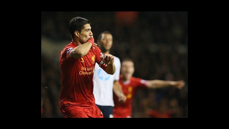 Liverpool, Suarez rinnova per altri cinque anni