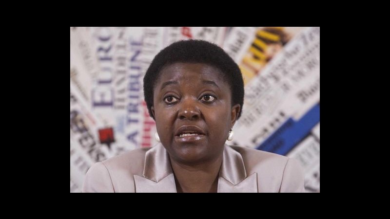 Lampedusa, Kyenge: Capisco minacce Ue, ma prima verifiche