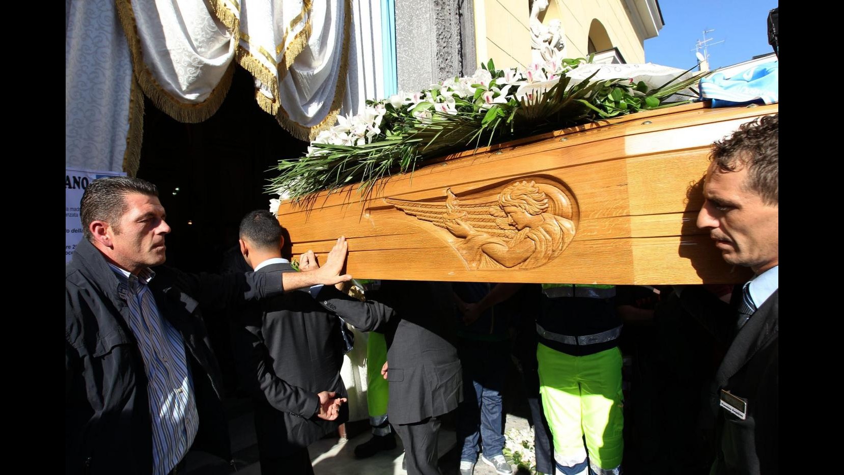 Crisi, Codacons: In Italia è boom di funerali low cost