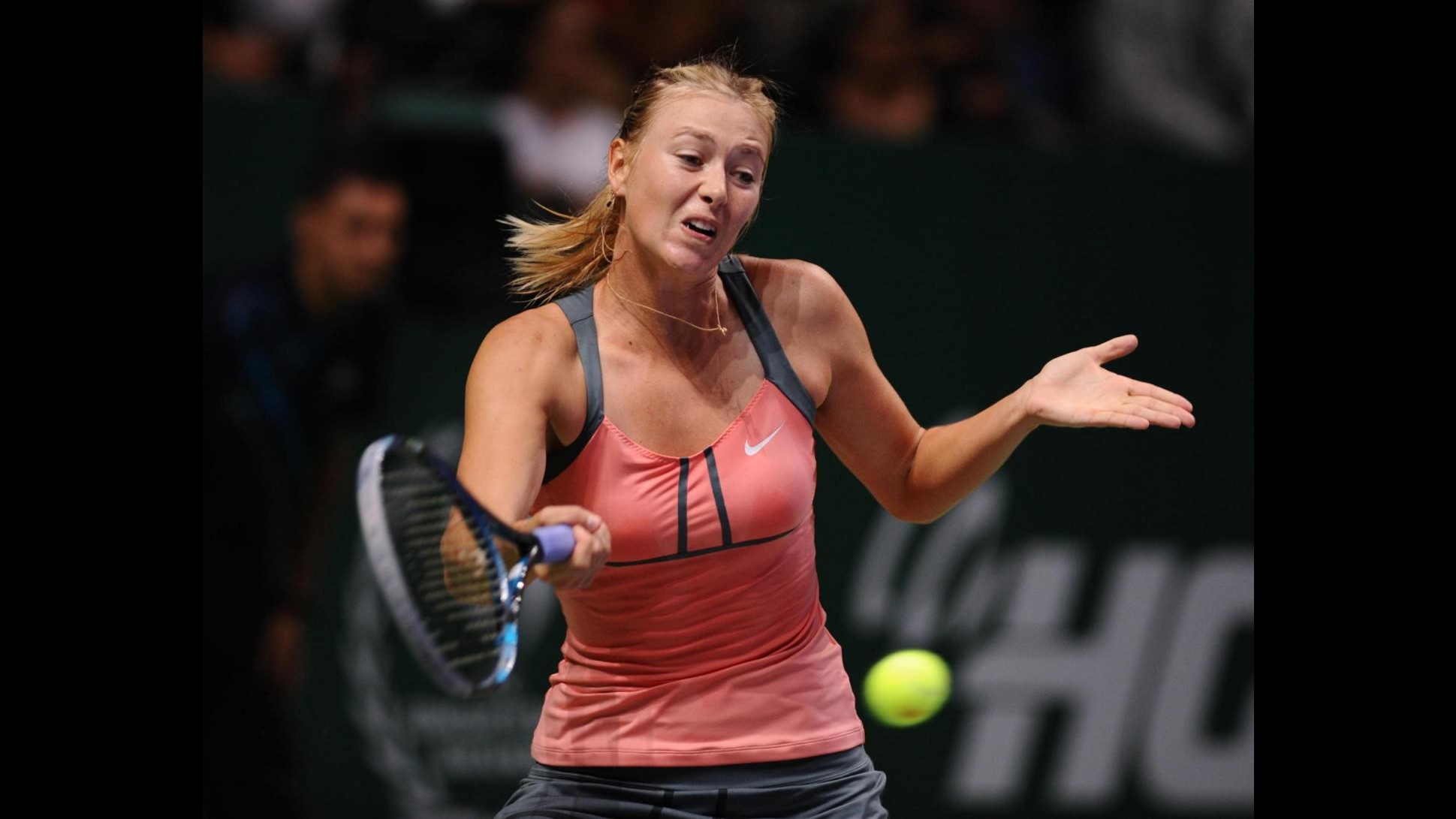 Tennis, Wta Championship: sarà finale Sharapova-Serena Williams