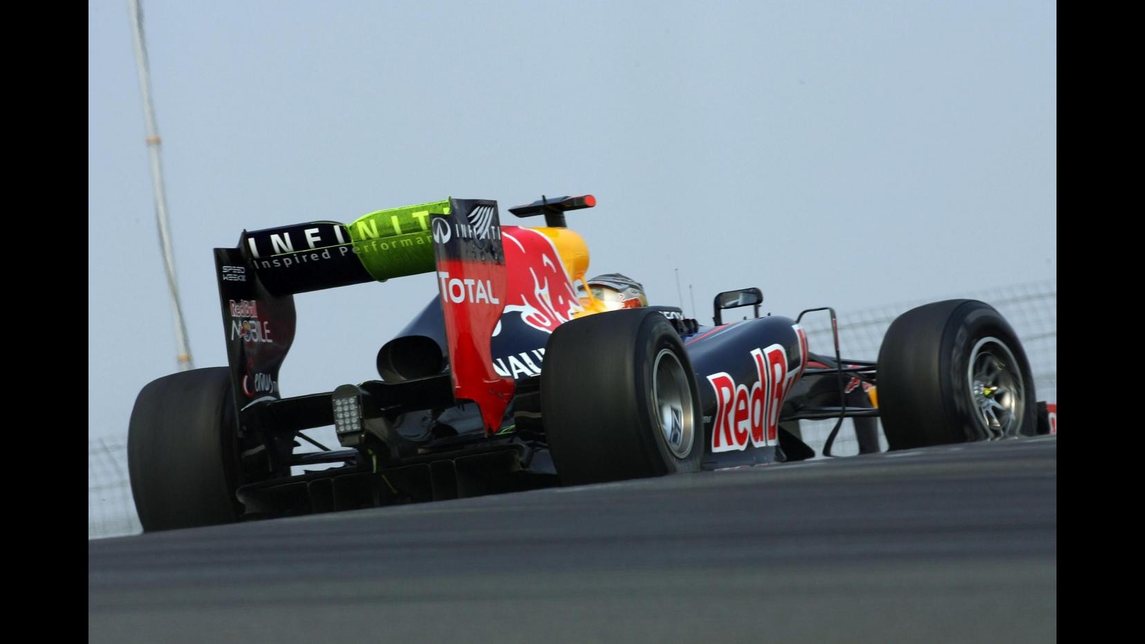 F1, Gp India: Vettel in pole position, Alonso quinto