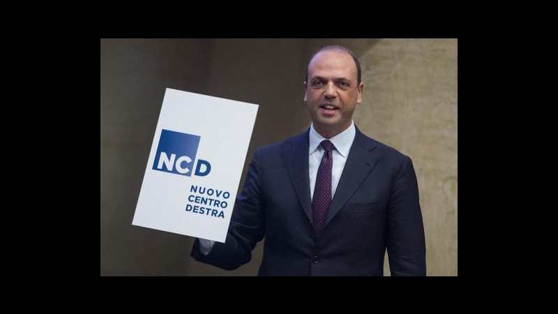Alfano: Da Renzi temi da sinistra radicale, meglio per noi