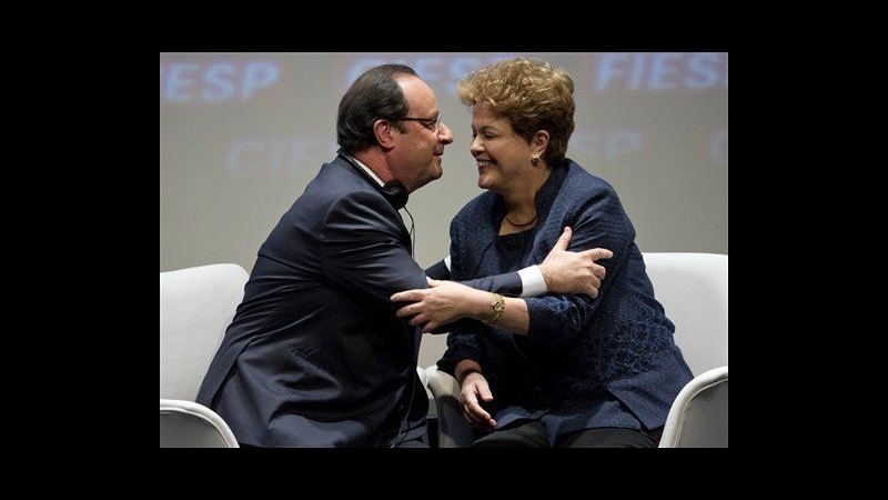 Hollande e Rousseff: Ue e Mercosur pronti a colloqui su libero scambio