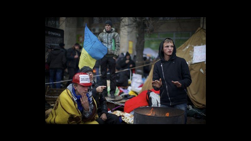 Ucraina, presidente: Amnistia per manifestanti con accuse penali