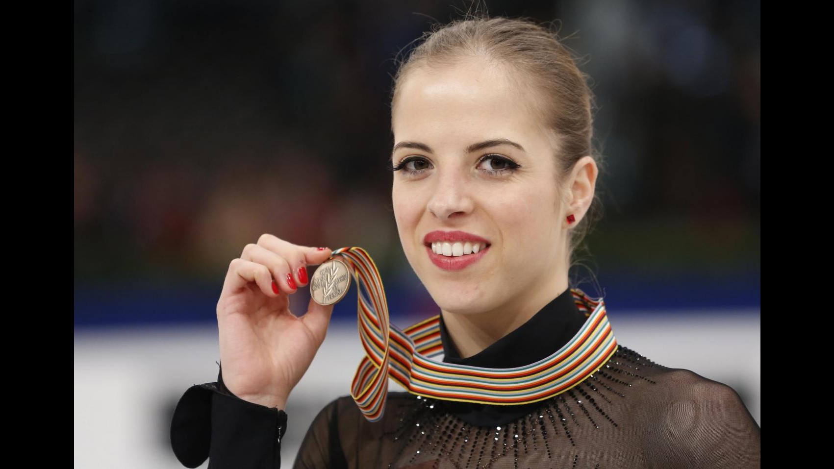 Pattinaggio, Europei figura: bronzo per Kostner, oro Lipnitskaia