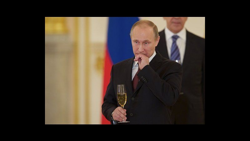 Putin: Gay benvenuti a Sochi ma lascino in pace i minorenni