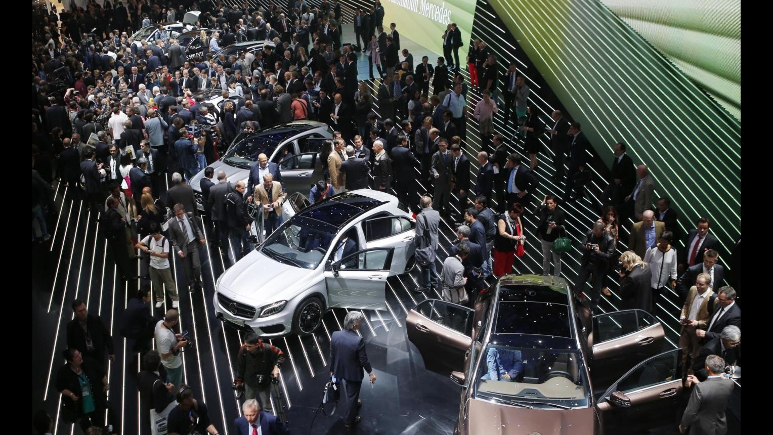 Vendite auto Europa: A dicembre crescita del 13.3%