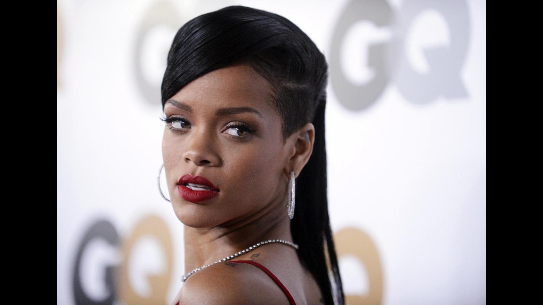Rihanna regina del galà di GQ: premiati Ben Affleck, Channing Tatum