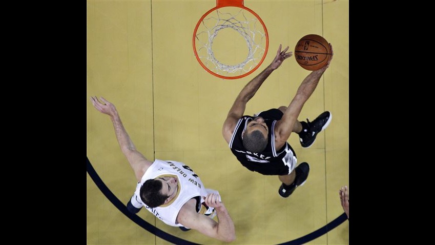 Nba, sorridono Bargnani e New York. Belinelli spinge San Antonio