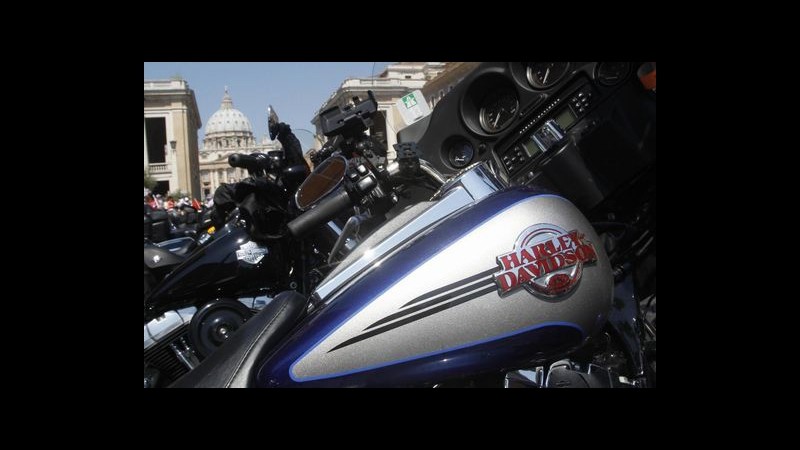 Vaticano, all’asta per la Caritas l’Harley-Davidson donata al Papa