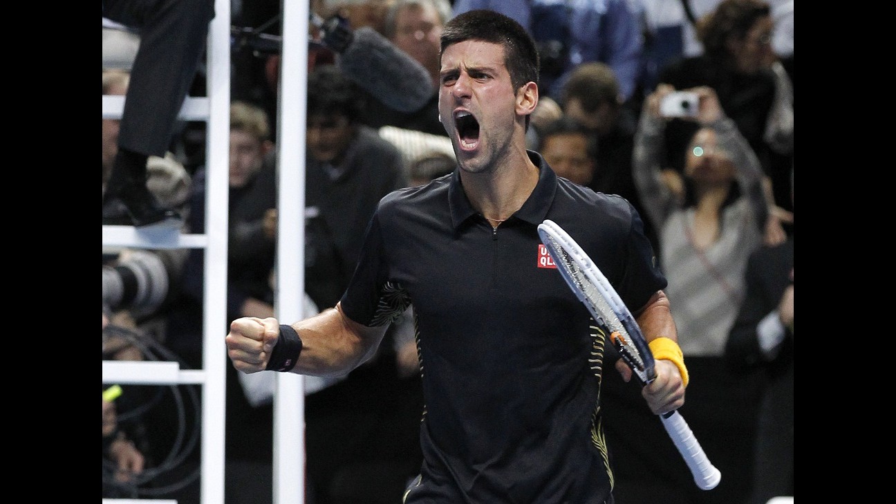 Tennis, Atp Finals: trionfa Djokovic, Federer ko in finale 7-6 7-5