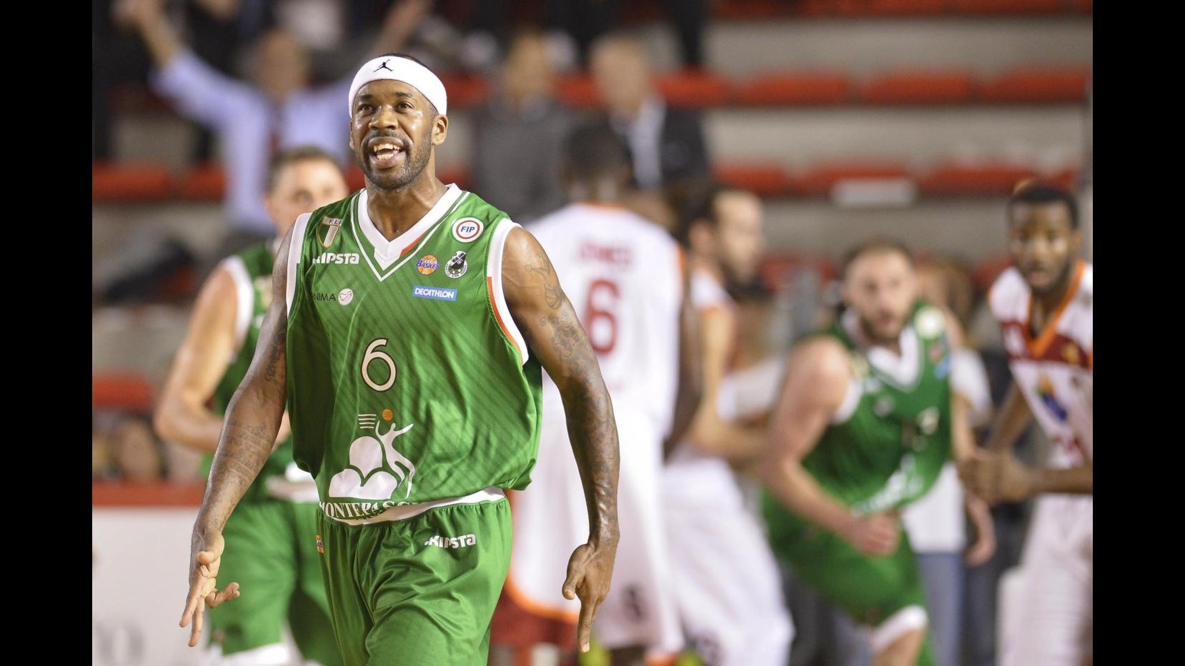 Basket, Brown e Moss trascinano Siena. Roma ko 70-81 nel posticipo