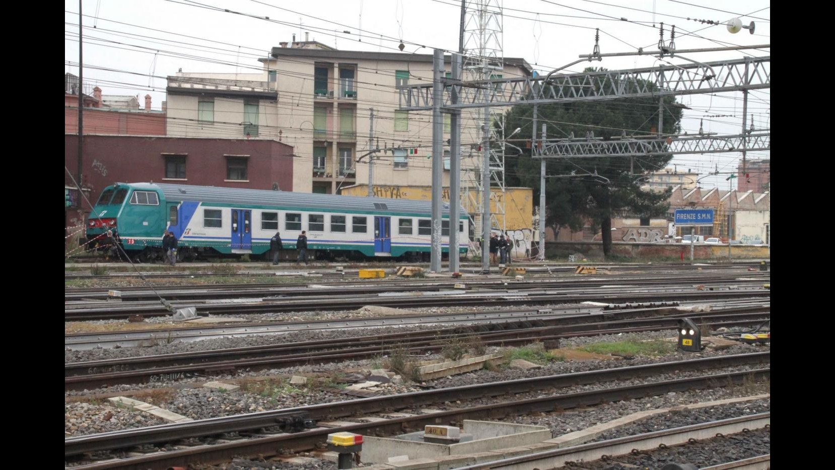 Firenze, deraglia treno in manovra: morto un operaio 30enne