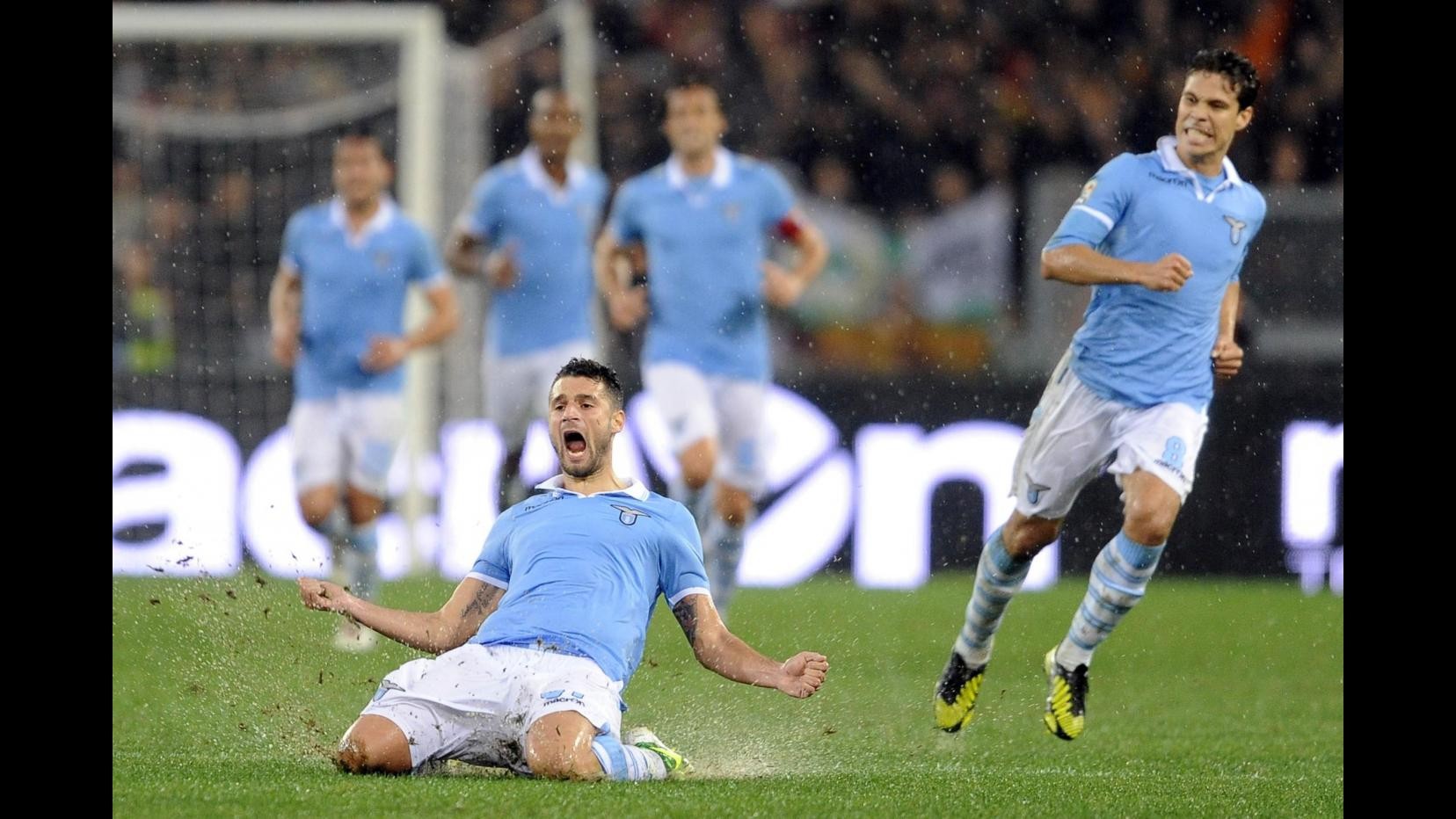 Serie A, derby alla Lazio. Roma ko 3-2, follia De Rossi